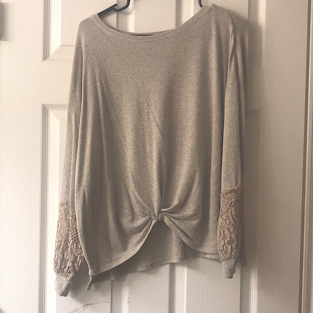 Women’s Long sleeve Crop Sweater